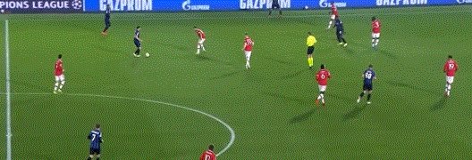 BOB半岛-【欧冠】C罗上下半时补时2度追平 曼联客平亚特兰大